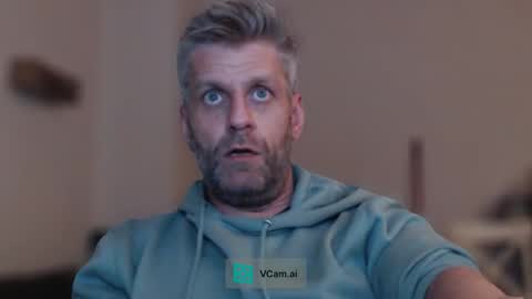 Snapshot of elculiador2207 chatting on 10/02/25, 12:50 Timm online show from 10/02/25, 12:50