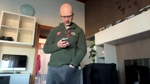 Snapshot of eldiablo844 chatting on 01/12/25, 07:53 Eldiablo844 online show from 01/12/25, 07:53