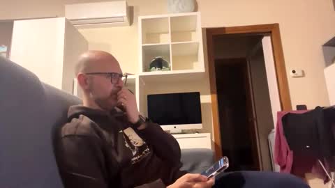 Snapshot of eldiablo844 chatting on 11/15/25, 05:42 Eldiablo844 online show from 11/15/25, 05:42