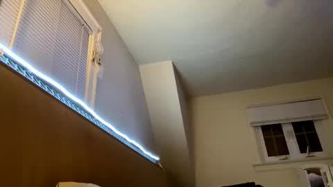 Snapshot of eldisiac chatting on 03/08/25, 03:39 EL-Disiac online show from 03/08/25, 03:39