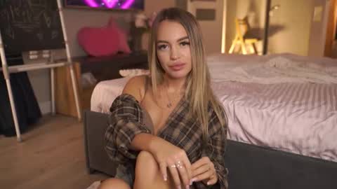 Eleanora online show from 03/06/26, 06:37