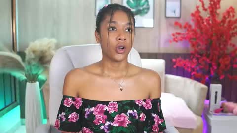 Snapshot of electraajones chatting on 11/27/25, 11:34 Electra Jones online show from 11/27/25, 11:34