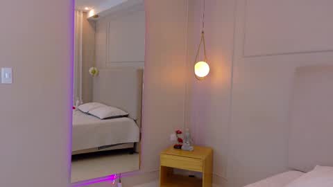 ELECTRA  online show from 04/16/26, 09:39