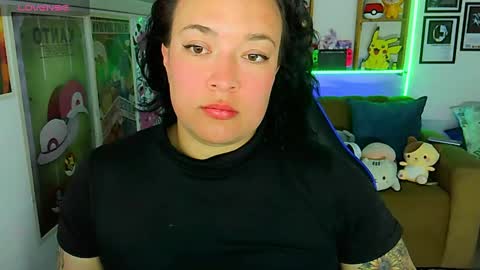 Snapshot of electricsapphire chatting on 09/13/25, 03:17 Alejandra online show from 09/13/25, 03:17