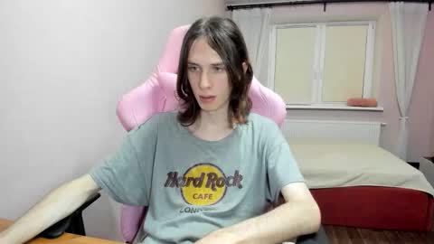 eleganc3 online show from 09/10/25, 09:37