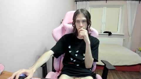 eleganc3 online show from 10/02/25, 07:10