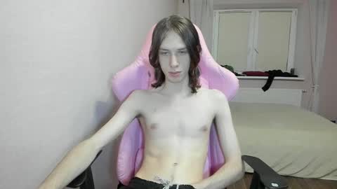 eleganc3 online show from 11/19/25, 09:26