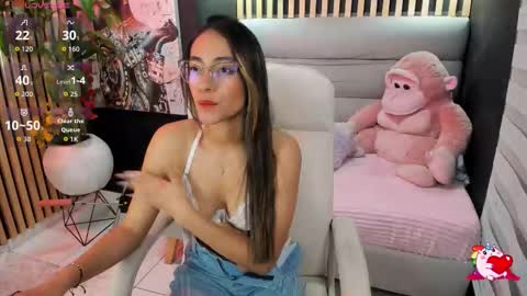 Snapshot of elegant_rouse chatting on 11/07/25, 09:48 Rouse online show from 11/07/25, 09:48