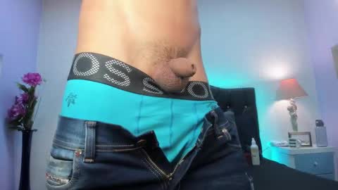 Elegant online show from 12/06/24, 02:17