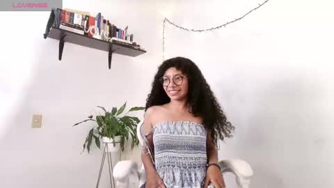 elektra_williams online show from 12/29/24, 11:08