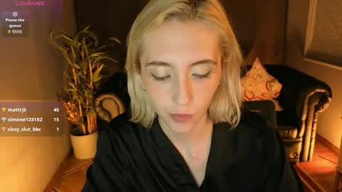 Elen  online show from 05/16/26, 10:36