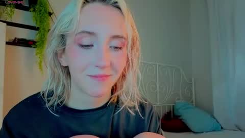 Elen  online show from 07/23/26, 05:49