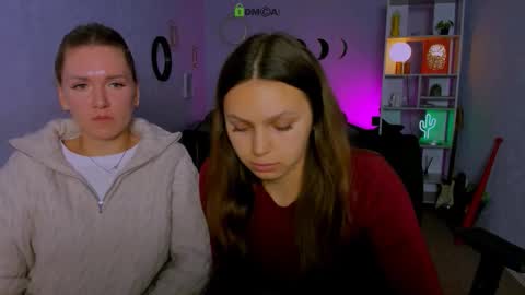 Snapshot of elen_dark chatting on 10/09/25, 06:55 elen_dark online show from 10/09/25, 06:55