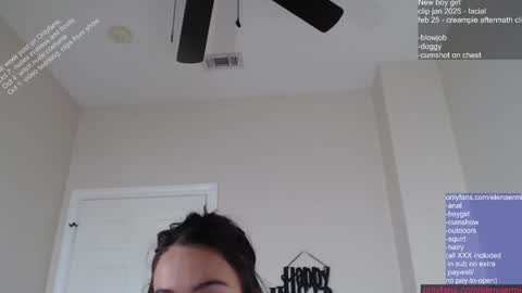 Snapshot of elena_ermie chatting on 10/19/25, 03:34 elena_ermie online show from 10/19/25, 03:34