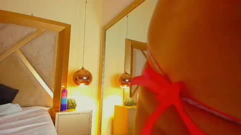 Elena Watsonn online show from 04/09/26, 08:14