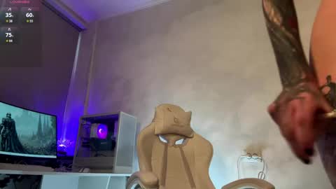 Mia online show from 04/28/26, 03:06