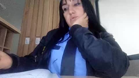 Snapshot of elenaramospulido chatting on 09/26/25, 10:52 elenaramospulido online show from 09/26/25, 10:52