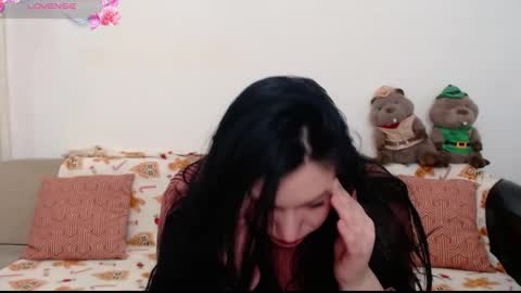 Snapshot of elenatroyy chatting on 01/12/26, 08:58 ElenaTroyy online show from 01/12/26, 08:58