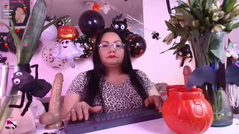 elenna_boobs_ online show from 10/26/25, 06:08