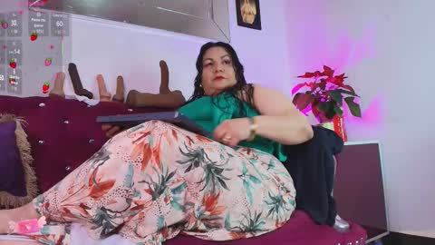 elenna_boobs_ online show from 01/06/26, 04:16