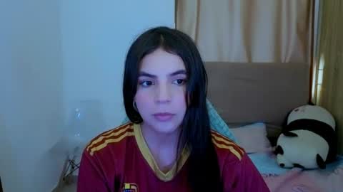 Snapshot of elenna_hotx chatting on 07/04/26, 07:20 agnes online show from 07/04/26, 07:20