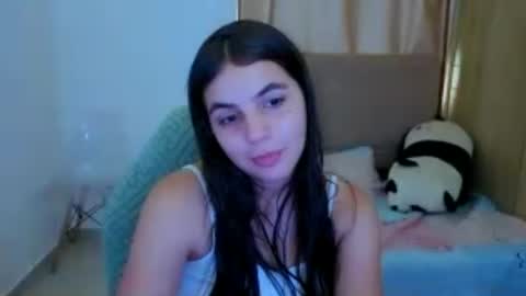 Snapshot of elenna_hotx chatting on 07/05/26, 08:27 agnes online show from 07/05/26, 08:27
