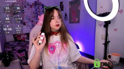 Kira online show from 04/02/26, 09:12