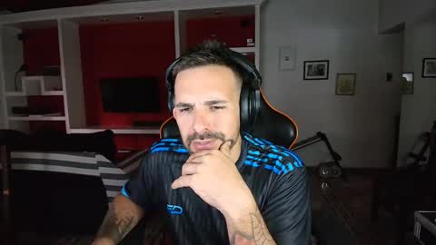 Snapshot of elfetas chatting on 01/01/25, 10:24 elfetas online show from 01/01/25, 10:24