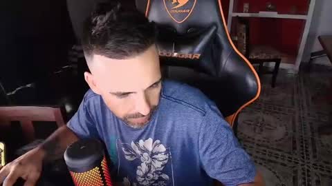 Snapshot of elfetas chatting on 01/18/25, 03:42 elfetas online show from 01/18/25, 03:42