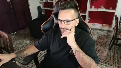 Snapshot of elfetas chatting on 01/20/25, 02:32 elfetas online show from 01/20/25, 02:32