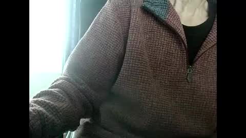 elfyonee online show from 12/17/24, 09:39