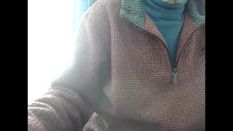 elfyonee online show from 02/28/25, 12:09