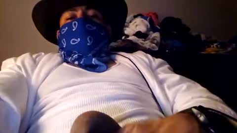 Snapshot of elgallo1223 chatting on 06/21/26, 06:16 elgallo1223 online show from 06/21/26, 06:16