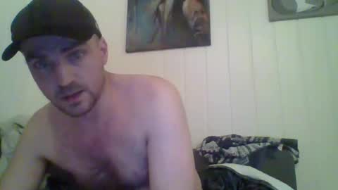 Snapshot of elhornyvikingo chatting on 12/13/24, 04:05 horny viking online show from 12/13/24, 04:05