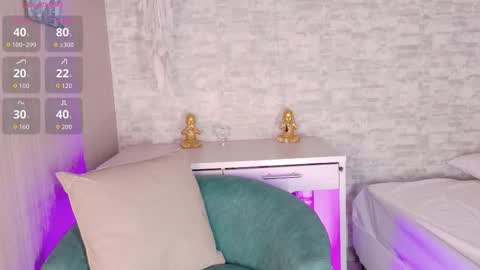 Snapshot of eli_swann chatting on 10/16/25, 12:28 Elizabeth online show from 10/16/25, 12:28