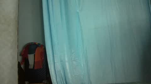 elia011 online show from 01/15/25, 10:02