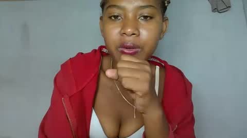 elia011 online show from 01/24/25, 12:10