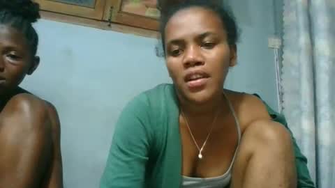 elia011 online show from 11/20/25, 08:30