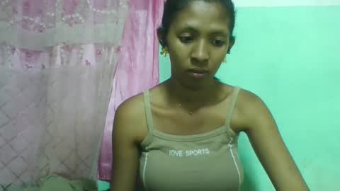 eliah193653 online show from 04/14/26, 07:25