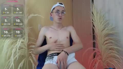 Elian online show from 01/26/25, 02:08