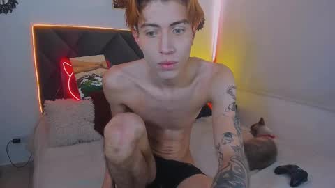 Snapshot of eliann_adam chatting on 02/14/25, 06:19 eliann_adam online show from 02/14/25, 06:19