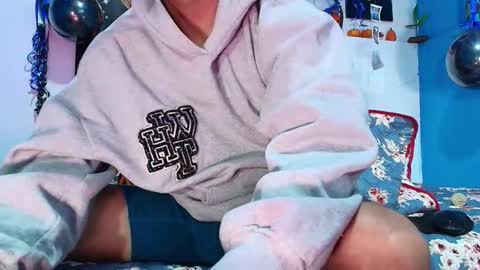 elias_salvatore_ online show from 02/12/26, 03:12