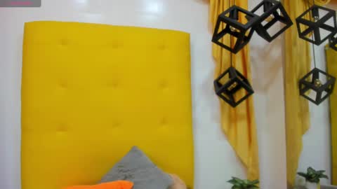 E L I A S online show from 03/02/25, 09:42