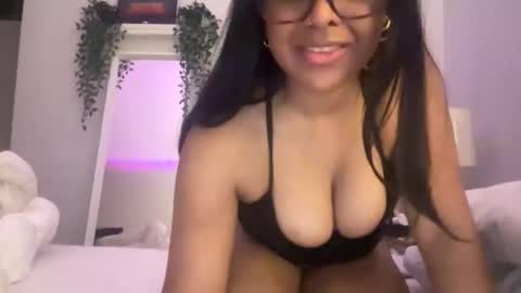 Snapshot of elibabyyy2 chatting on 02/08/26, 05:44 elibabyyy2 online show from 02/08/26, 05:44