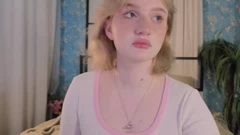 Ellie online show from 03/13/26, 05:25