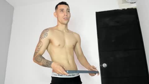 elier_jhonson1 online show from 02/14/26, 02:03