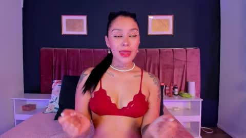 Snapshot of eligh_ chatting on 03/01/26, 01:40 Eli online show from 03/01/26, 01:40