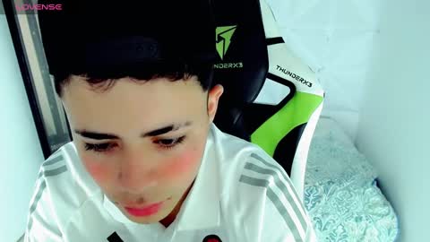 Snapshot of elii_797 chatting on 12/06/24, 01:33 bby-santy online show from 12/06/24, 01:33