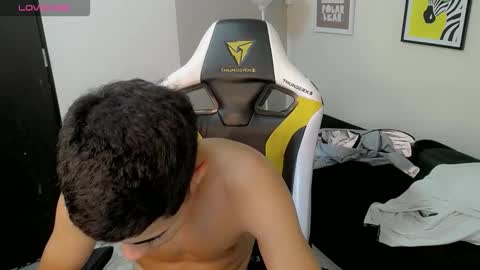 Snapshot of elii_797 chatting on 10/02/25, 05:09 bby-santy online show from 10/02/25, 05:09