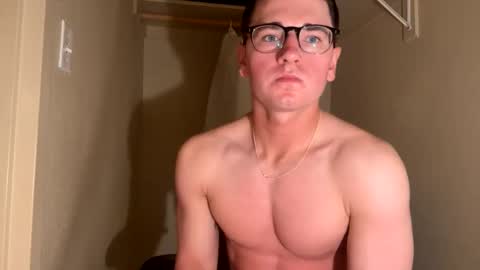 Snapshot of elijahkinky24 chatting on 05/10/26, 01:00 elijahkinky24 online show from 05/10/26, 01:00